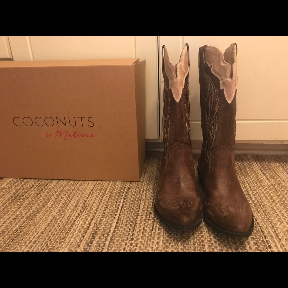 Coconuts Boots